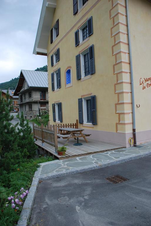 شقة Chez Le Marquis Du Pontet فالوار المظهر الخارجي الصورة
